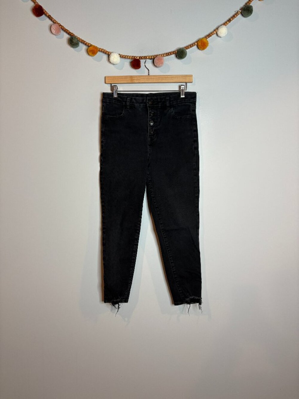 American Eagle Curvy Hi-Rise Jegging Crop black jeans